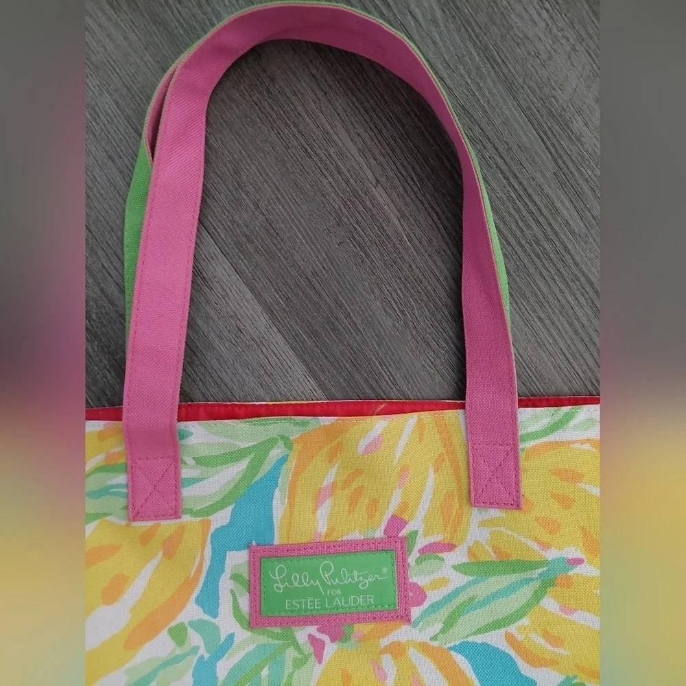 Lilly Pulitzer brandnew packable